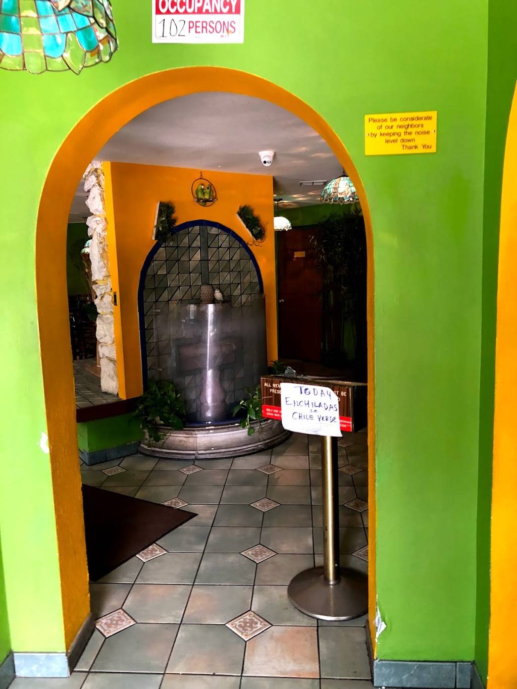 Taqueria Tlaquepaque | restaurant | 721 Willow St, San Jose, CA 95125, USA | 4082879777 OR +1 408-287-9777