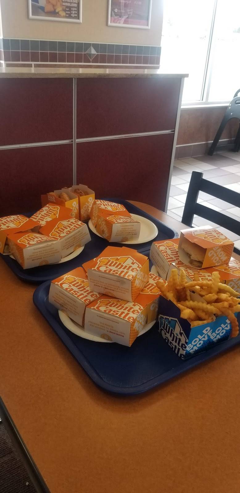 White Castle | restaurant | 614 Corwin Nixon Blvd, South Lebanon, OH 45065, USA | 5132297685 OR +1 513-229-7685