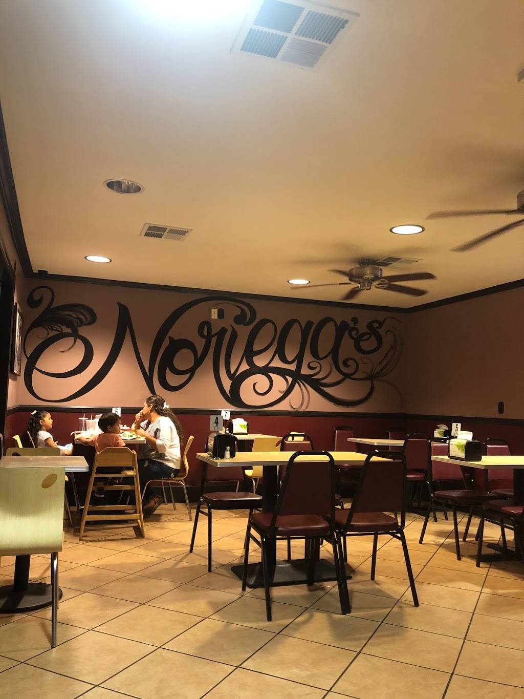 Taqueria La Palma | restaurant | 234 E Lodi Ave, Lodi, CA 95240, USA | 2092949465 OR +1 209-294-9465