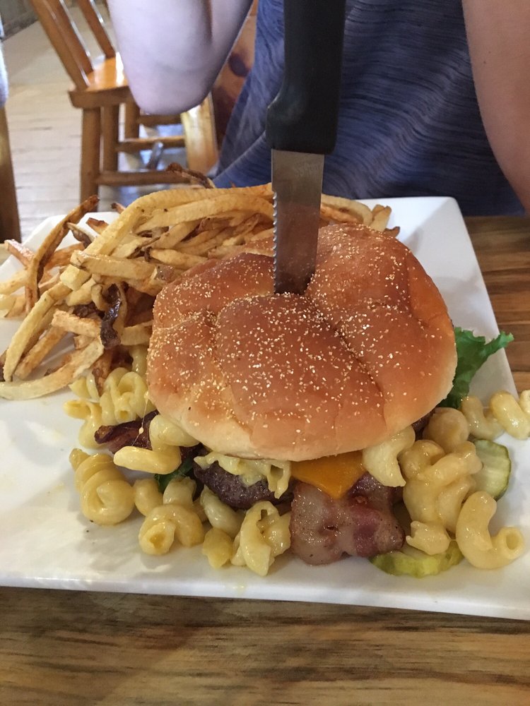 Bear Trap Cafe & Bar | restaurant | 120 Riverside Ave, Riverside, WY 82325, USA | 3073275277 OR +1 307-327-5277