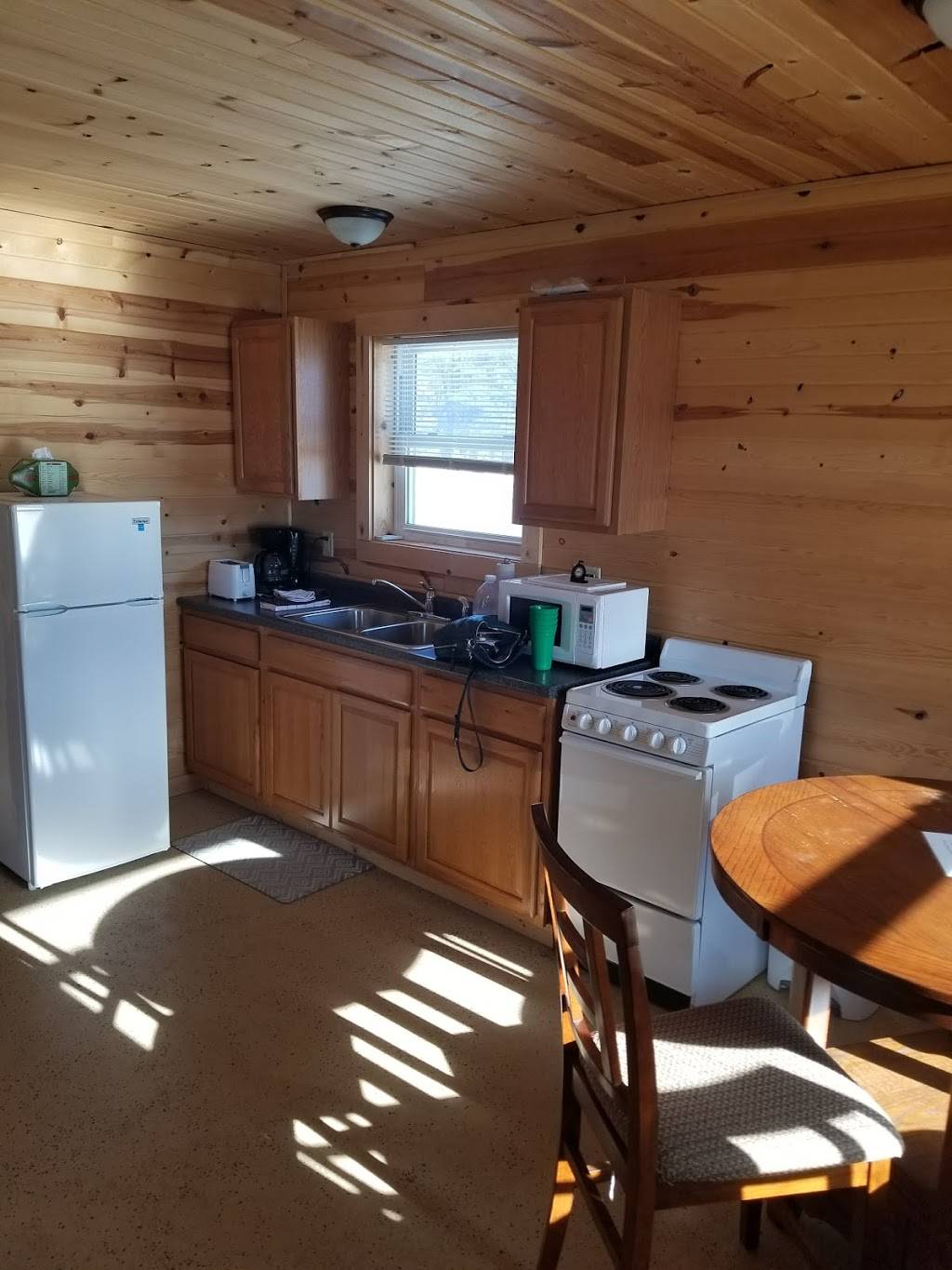 Black Creek Lodge | restaurant | S13231 County Hwy H, Fairchild, WI 54741, USA | 7153342102 OR +1 715-334-2102