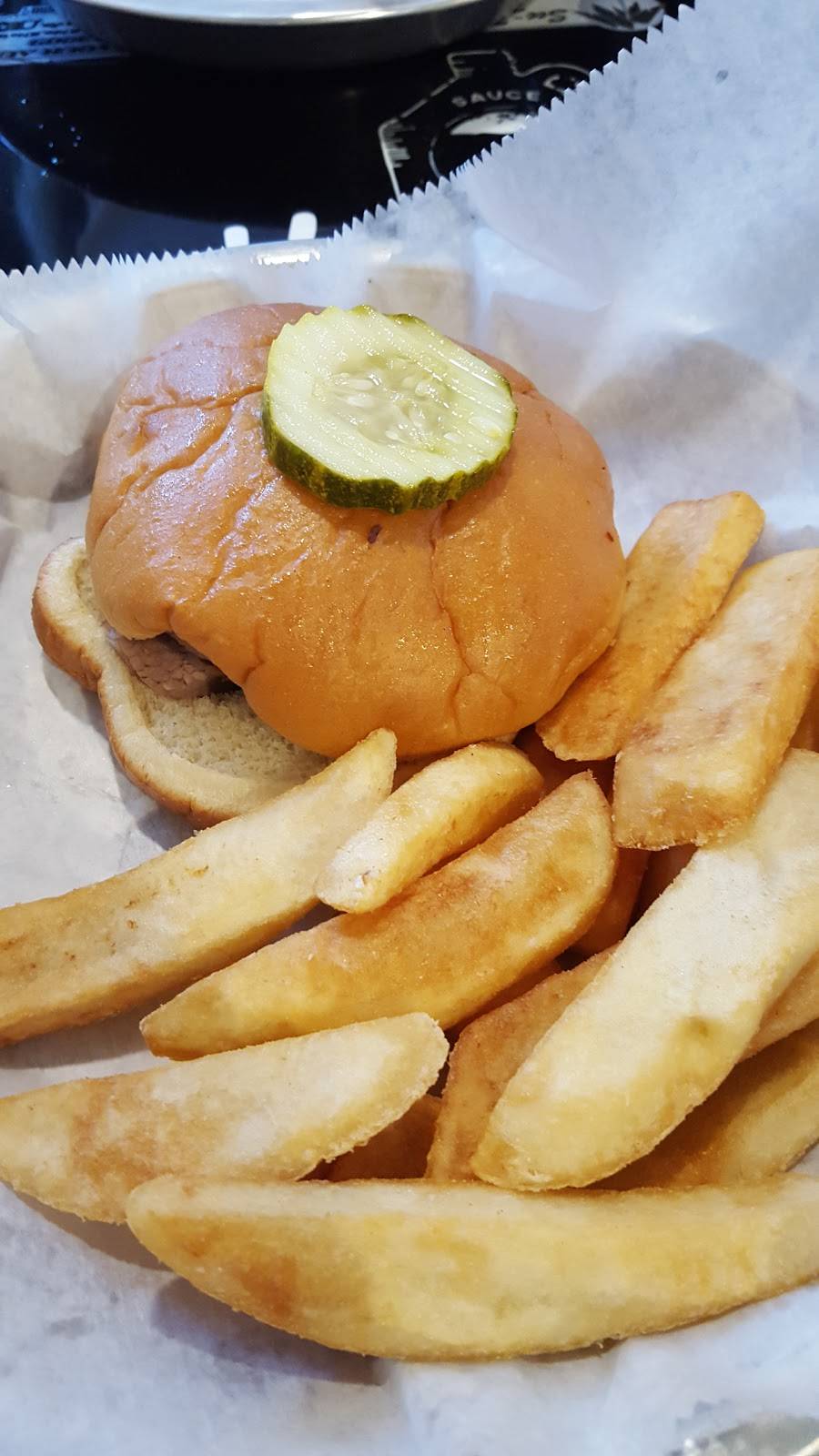 Moonswiners Bar-B-Q | meal takeaway | 3900 Okeechobee Rd, Fort Pierce, FL 34947, USA | 7724646766 OR +1 772-464-6766