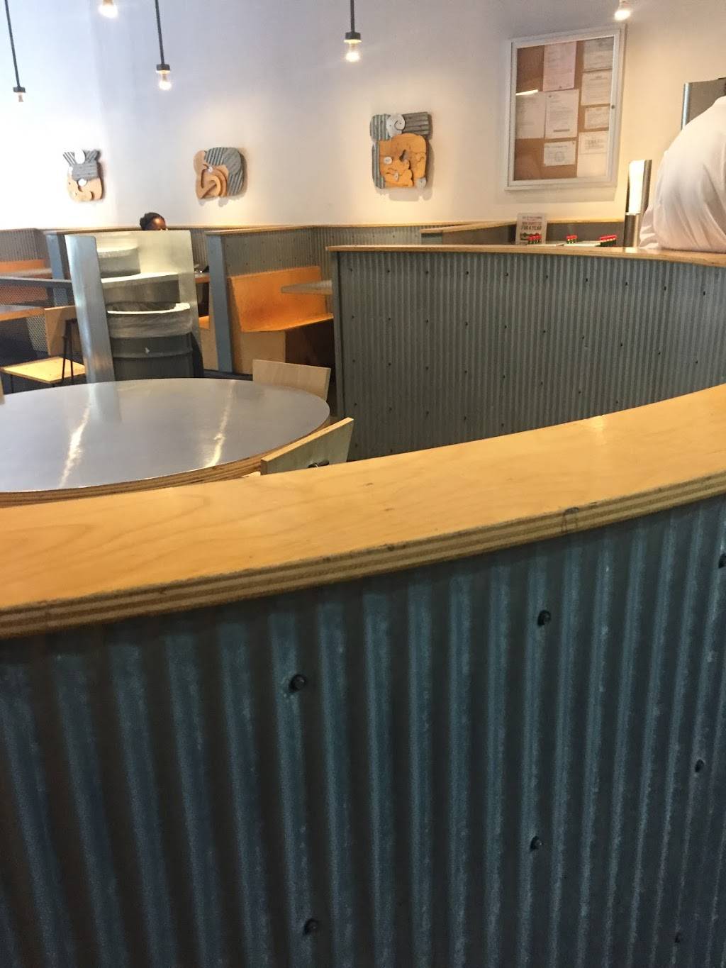 Chipotle Mexican Grill | restaurant | 488 S High St STE 100A, Columbus, OH 43215, USA | 6146212601 OR +1 614-621-2601