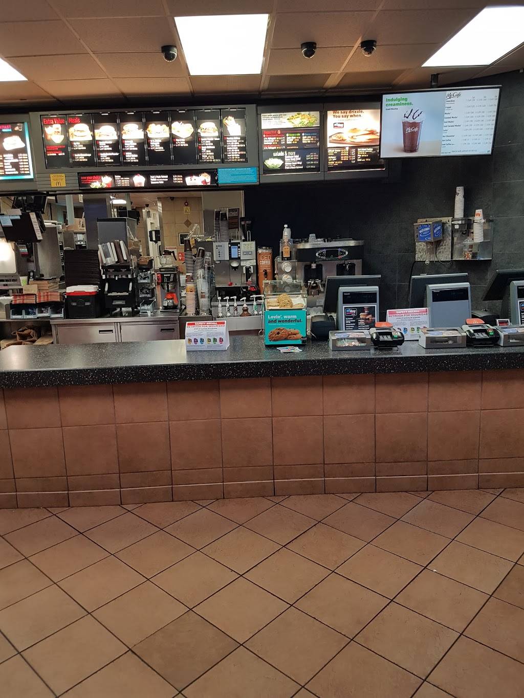 McDonalds | cafe | 4614 Hypoluxo Rd, Lake Worth, FL 33463, USA | 5612960715 OR +1 561-296-0715