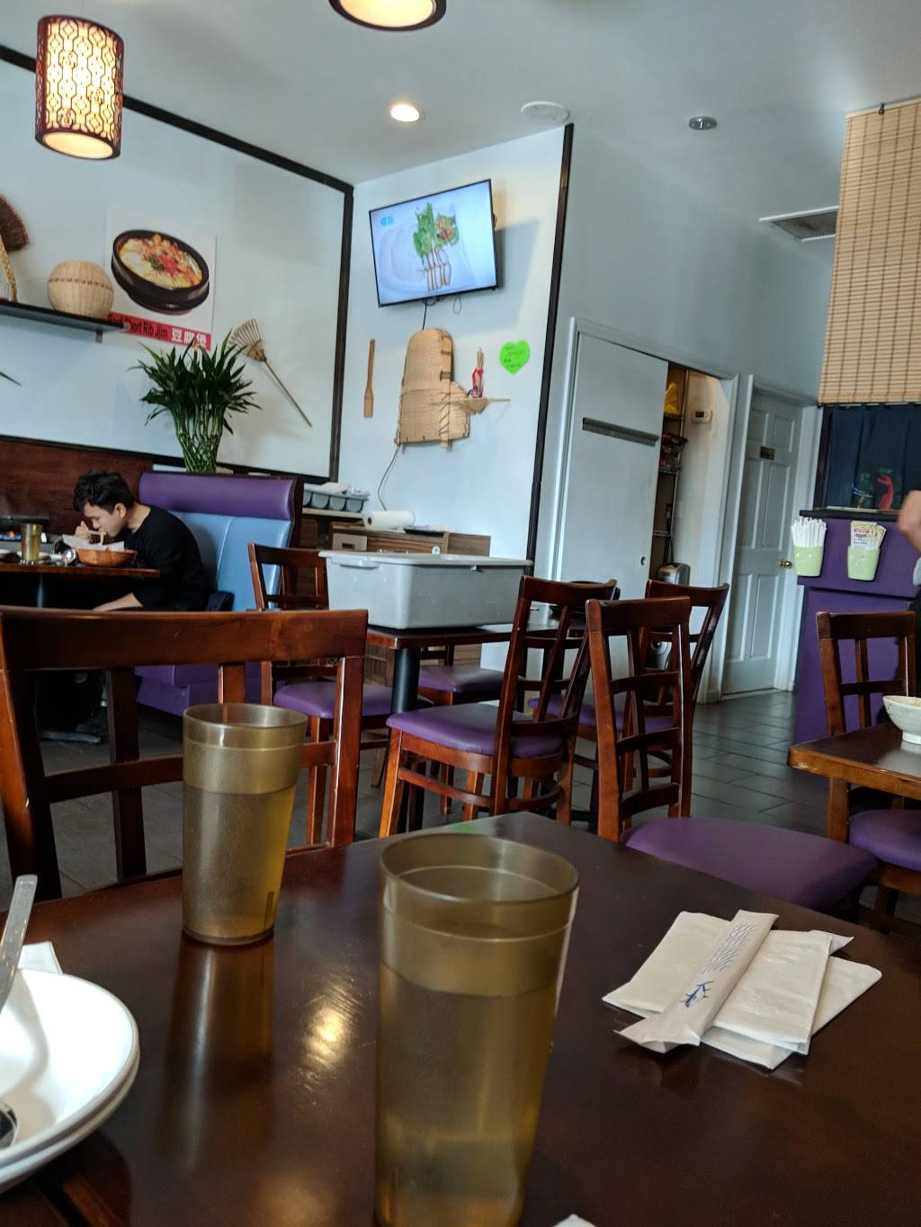 Korean Tofu House | restaurant | 763 61st St, Brooklyn, NY 11220, USA | 7185670838 OR +1 718-567-0838