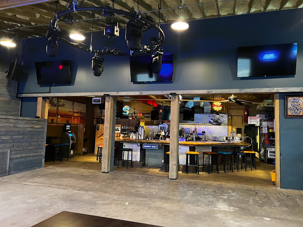 The Cajuns Wharf Grill & Bar | restaurant | 3500 Ryan St, Lake Charles, LA 70605, USA | 3375082873 OR +1 337-508-2873