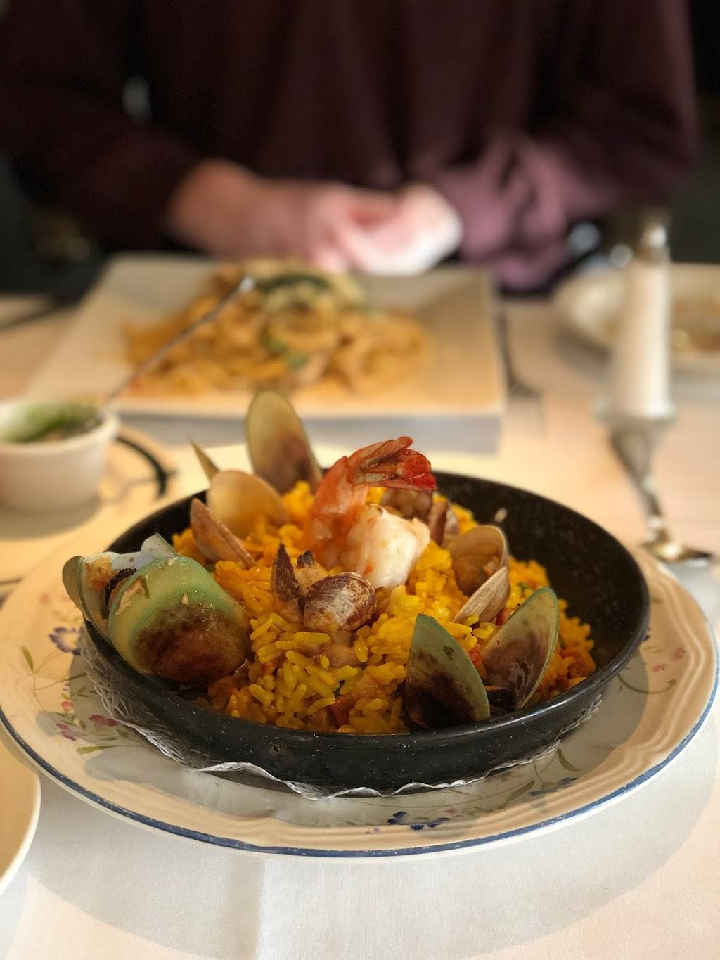 Pomodoro Ristorante Italiano | restaurant | 2366 Eastlake Ave E, Seattle, WA 98102, USA | 2063243160 OR +1 206-324-3160