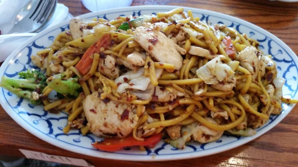 Chaiyo Thai & Sushi Bar | restaurant | 601 James Agee St, Knoxville, TN 37916, USA | 8652498081 OR +1 865-249-8081