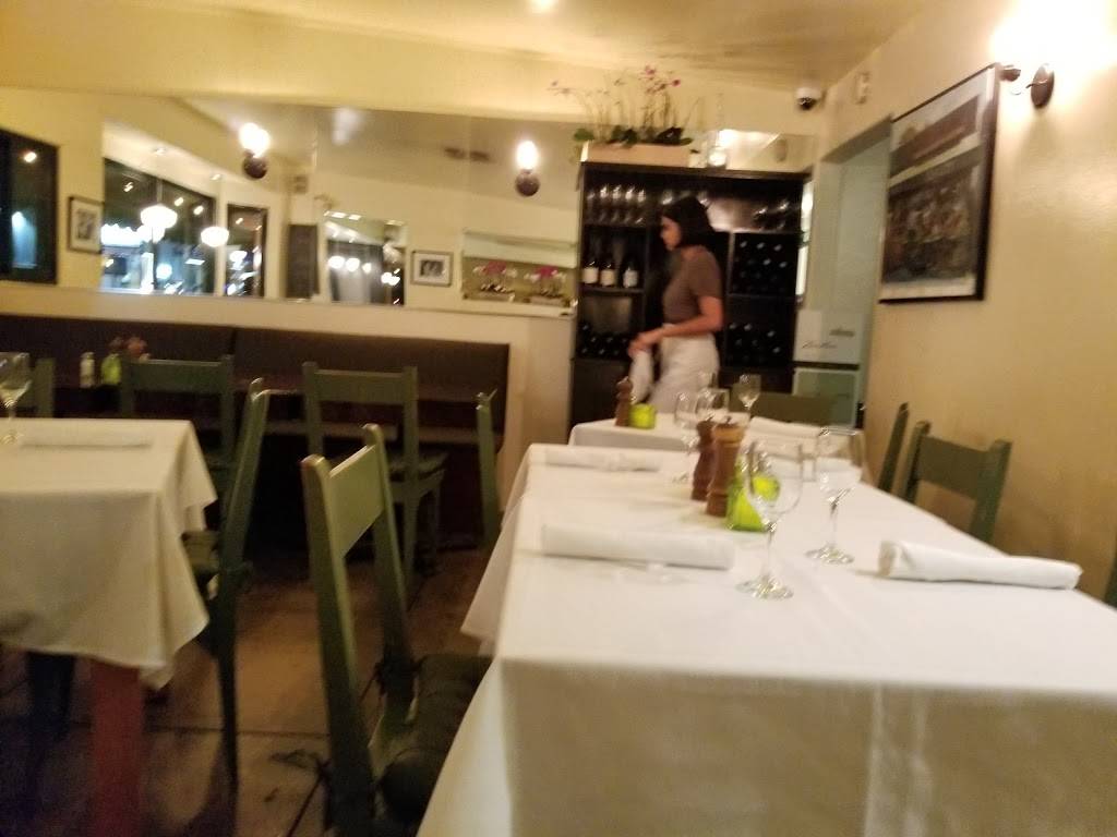 Quality Food & Beverage | restaurant | 8030 W 3rd St, Los Angeles, CA 90048, USA | 3236585959 OR +1 323-658-5959