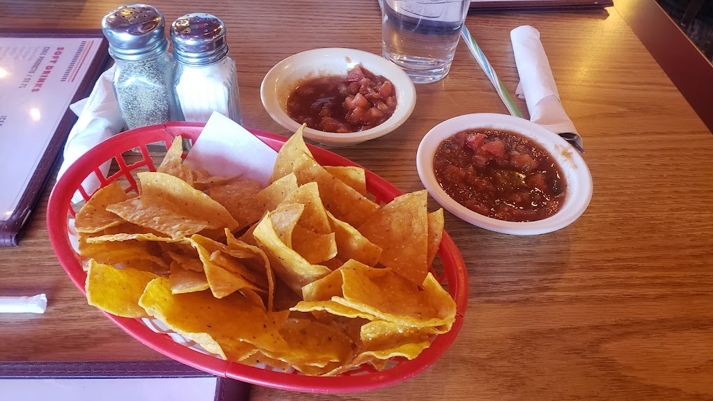 Calvillos Mexican Restaurant | restaurant | 400 Main St, Alamosa, CO 81101, USA | 7195875500 OR +1 719-587-5500