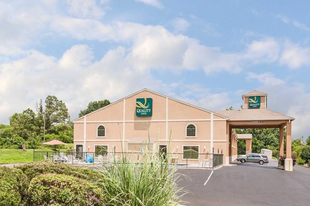 Quality Inn Savannah South | restaurant | 1645 Pickwick St Hwy. 128 S, Savannah, TN 38372, USA | 7319254141 OR +1 731-925-4141