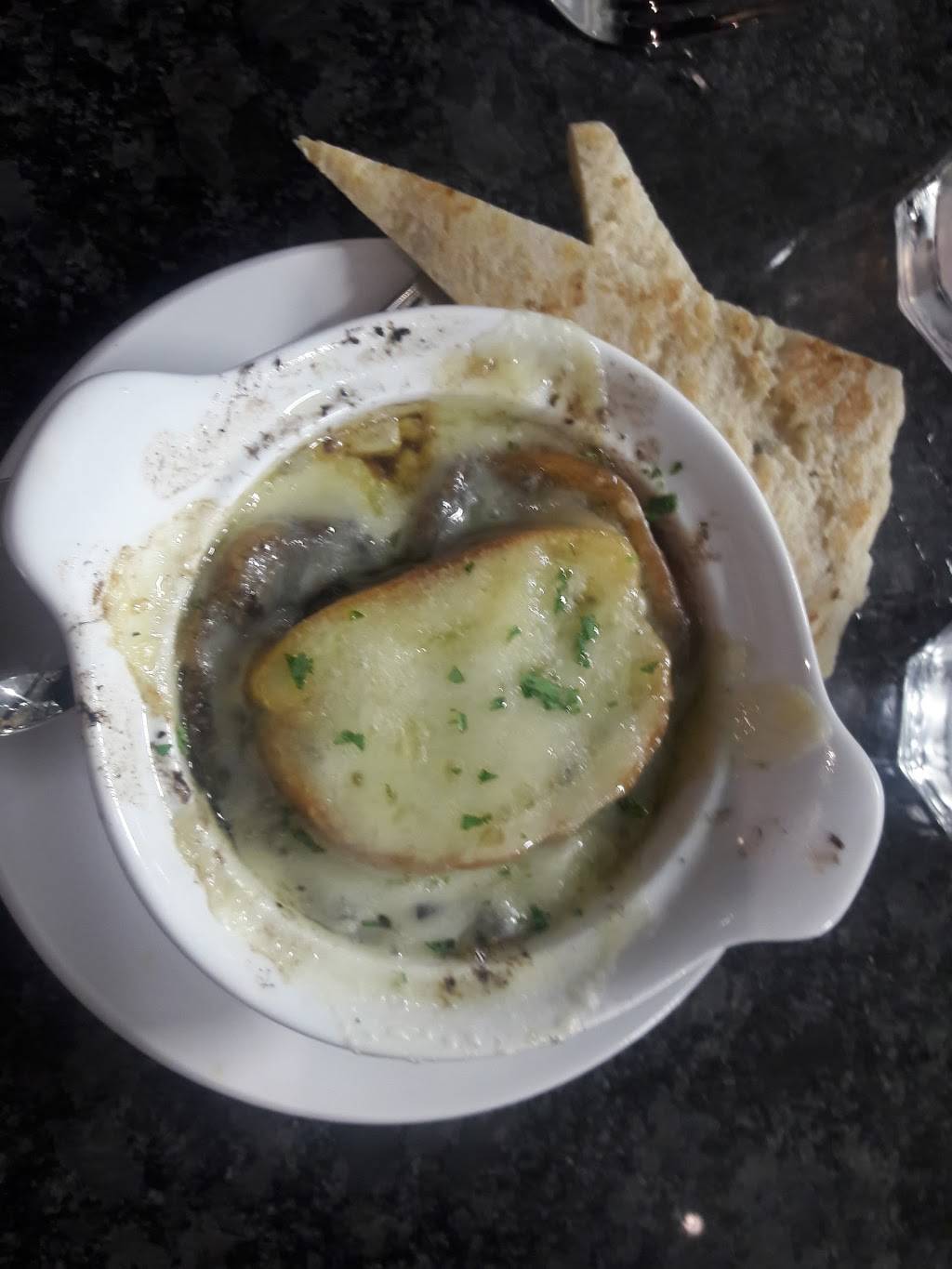 The Goal Line Pub | restaurant | 700 Lawrence Dr, West Chester, PA 19380, USA | 4846310155 OR +1 484-631-0155