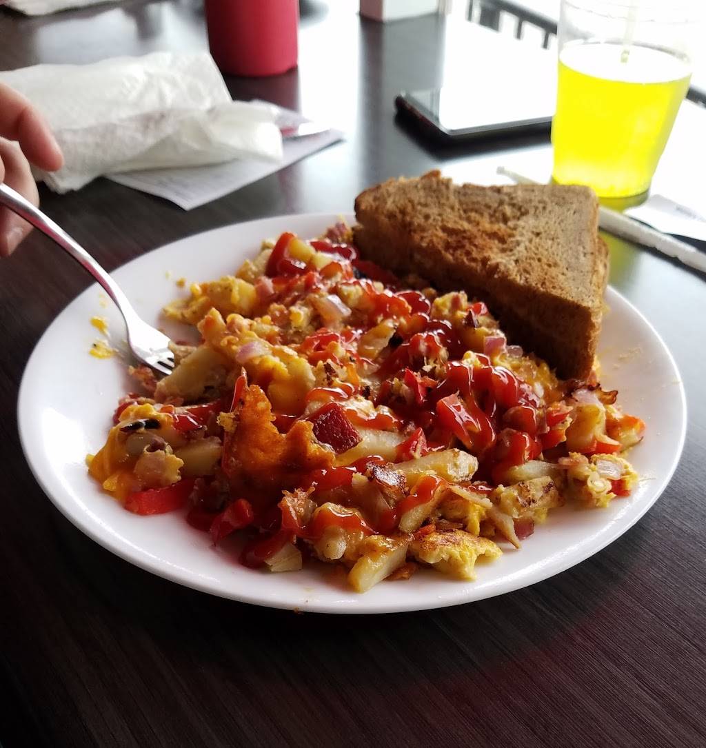 Mamies Cafe & Homemade | restaurant | 110 E Allegheny St, Martinsburg, PA 16662, USA | 8147939122 OR +1 814-793-9122