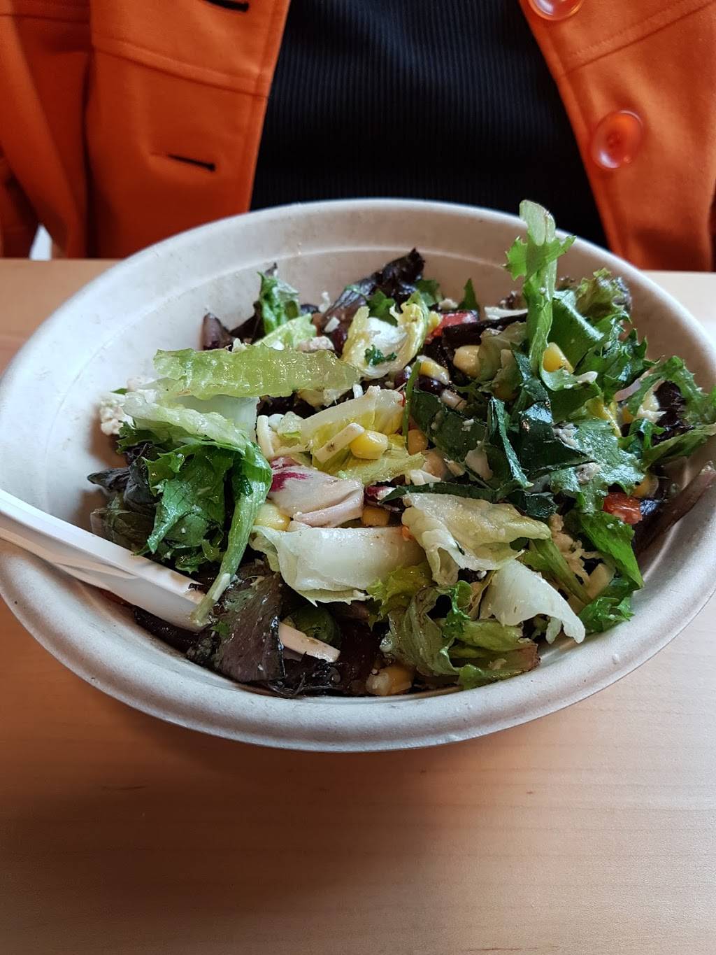 Freshii | restaurant | 221 Woodlawn Rd W, Guelph, ON N1H 8P4, Canada | 2263141972 OR +1 226-314-1972