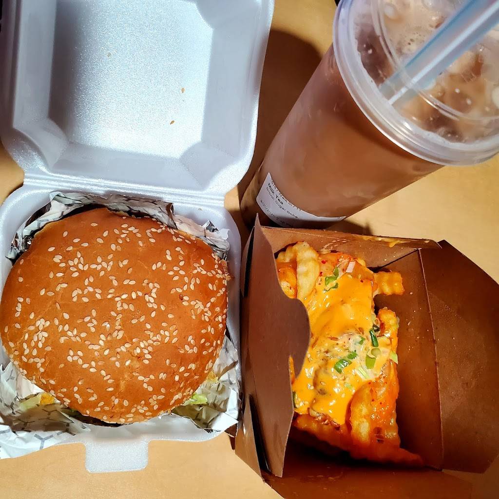 Star Kitchen | restaurant | 335 W 31st St, Chicago, IL 60616, USA | 3126873880 OR +1 312-687-3880