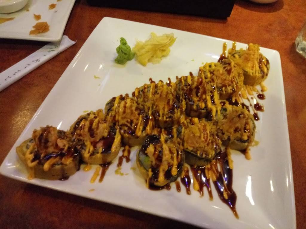 Fuji Japan Steakhouse & Sushi | restaurant | 204 Greenville Blvd SW, Greenville, NC 27834, USA | 2523534848 OR +1 252-353-4848