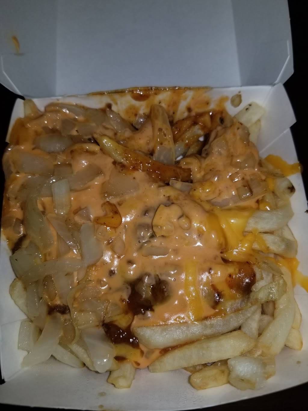 Wienerschnitzel | restaurant | 711 E Alisal St, Salinas, CA 93905, USA | 8314249999 OR +1 831-424-9999