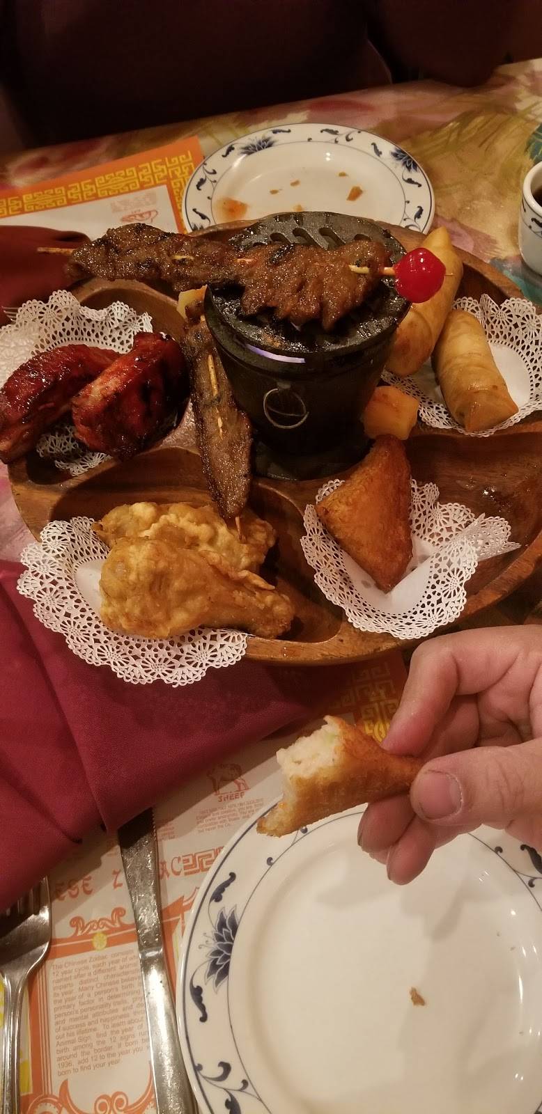 Green Garden | restaurant | 1678 S Eastwood Dr, Woodstock, IL 60098, USA | 8153381168 OR +1 815-338-1168