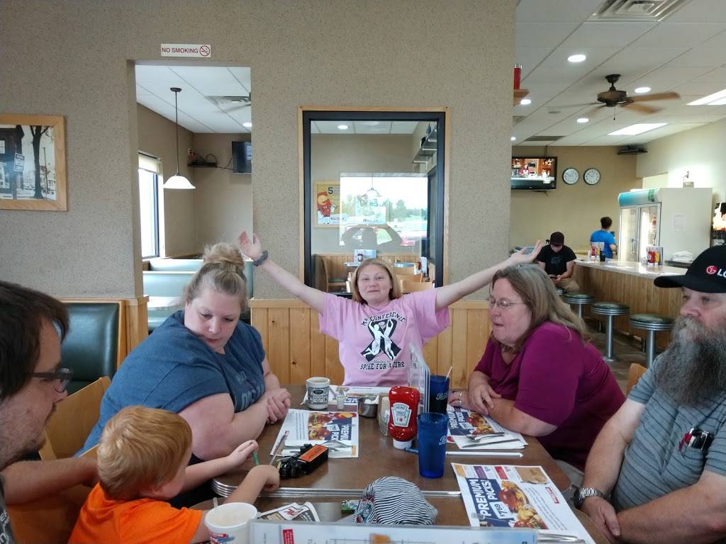 George Webb Restaurant | restaurant | N2536 Kasal Ln, Peshtigo, WI 54157, USA | 7155820406 OR +1 715-582-0406