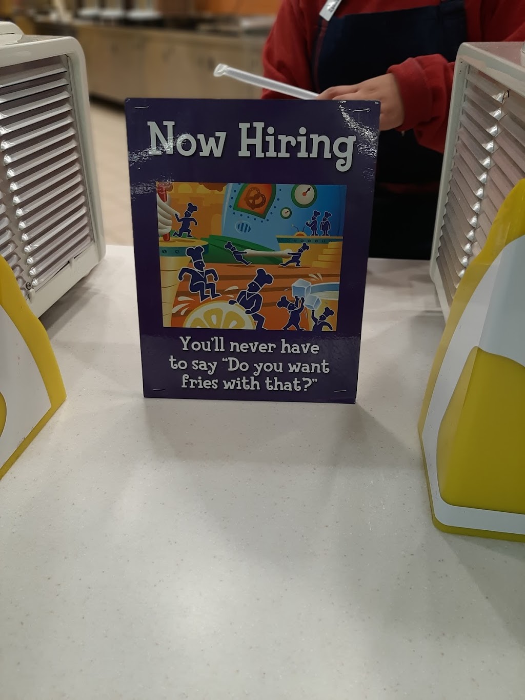 Wetzels Pretzels | bakery | 755 Riverpoint Ct Space #400, West Sacramento, CA 95605, USA | 9163769294 OR +1 916-376-9294