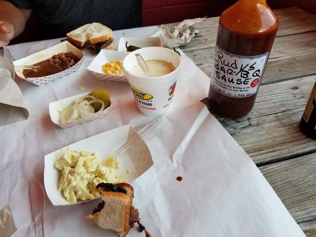 Leon Springs BBQ - The Original Rudys" | restaurant | 24152 I-10, San Antonio, TX 78257, USA | 2106537839 OR +1 210-653-7839
