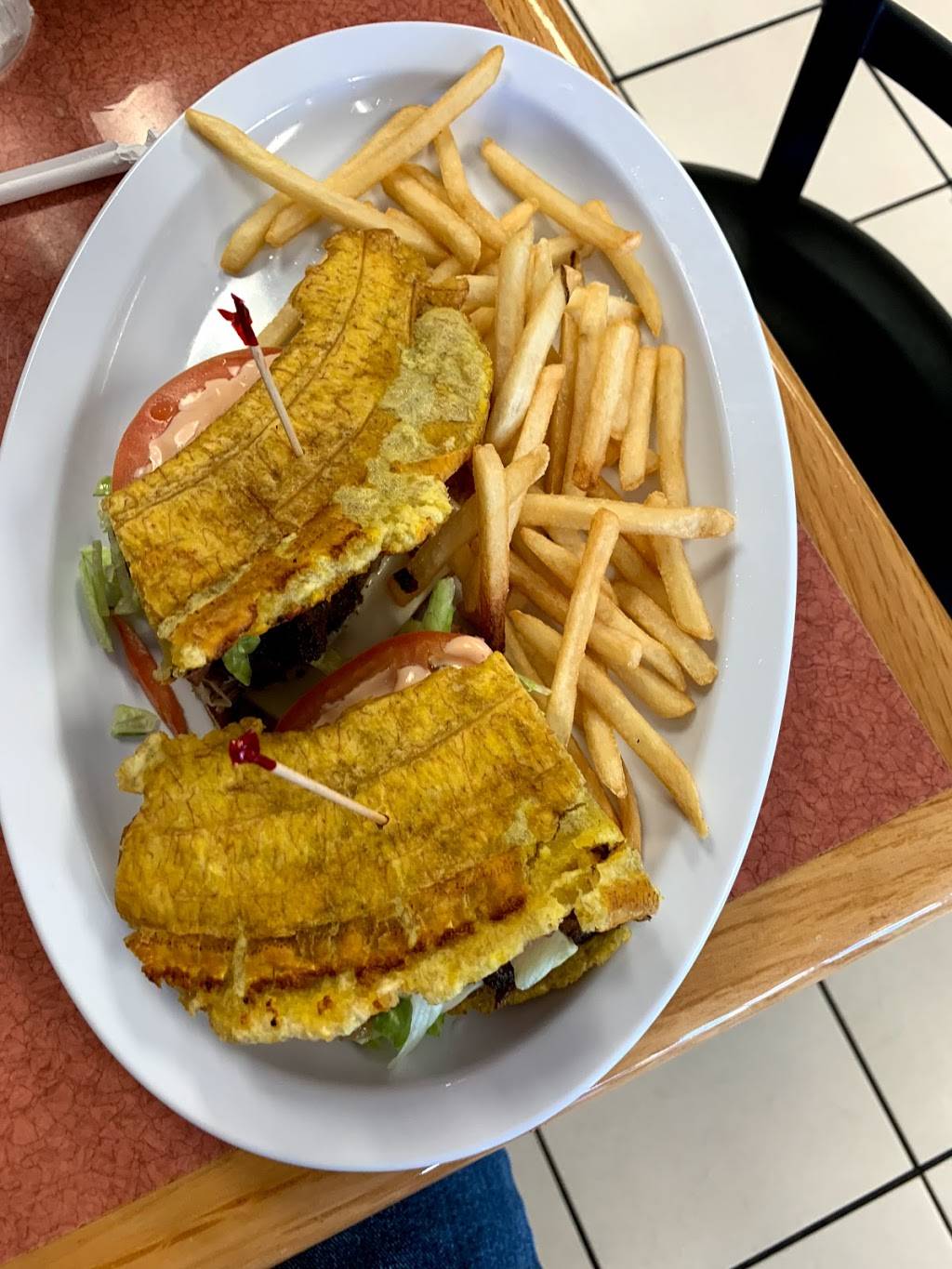 Sabor Latino Puerto Rican Cuisine & Gallery | restaurant | 777 Deltona Blvd, Deltona, FL 32725, USA | 3867427469 OR +1 386-742-7469