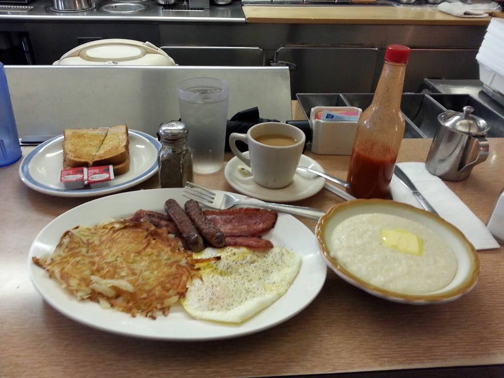 Akis Village Inn | restaurant | 3710 W Martin Luther King Jr Blvd, Los Angeles, CA 90008, USA | 3232942440 OR +1 323-294-2440