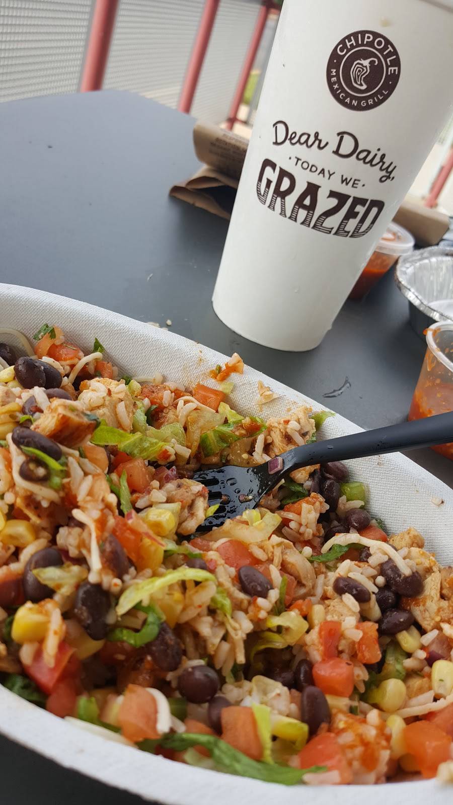 Chipotle Mexican Grill | restaurant | 9511 Liberia Ave, Manassas, VA 20110, USA | 7035300010 OR +1 703-530-0010