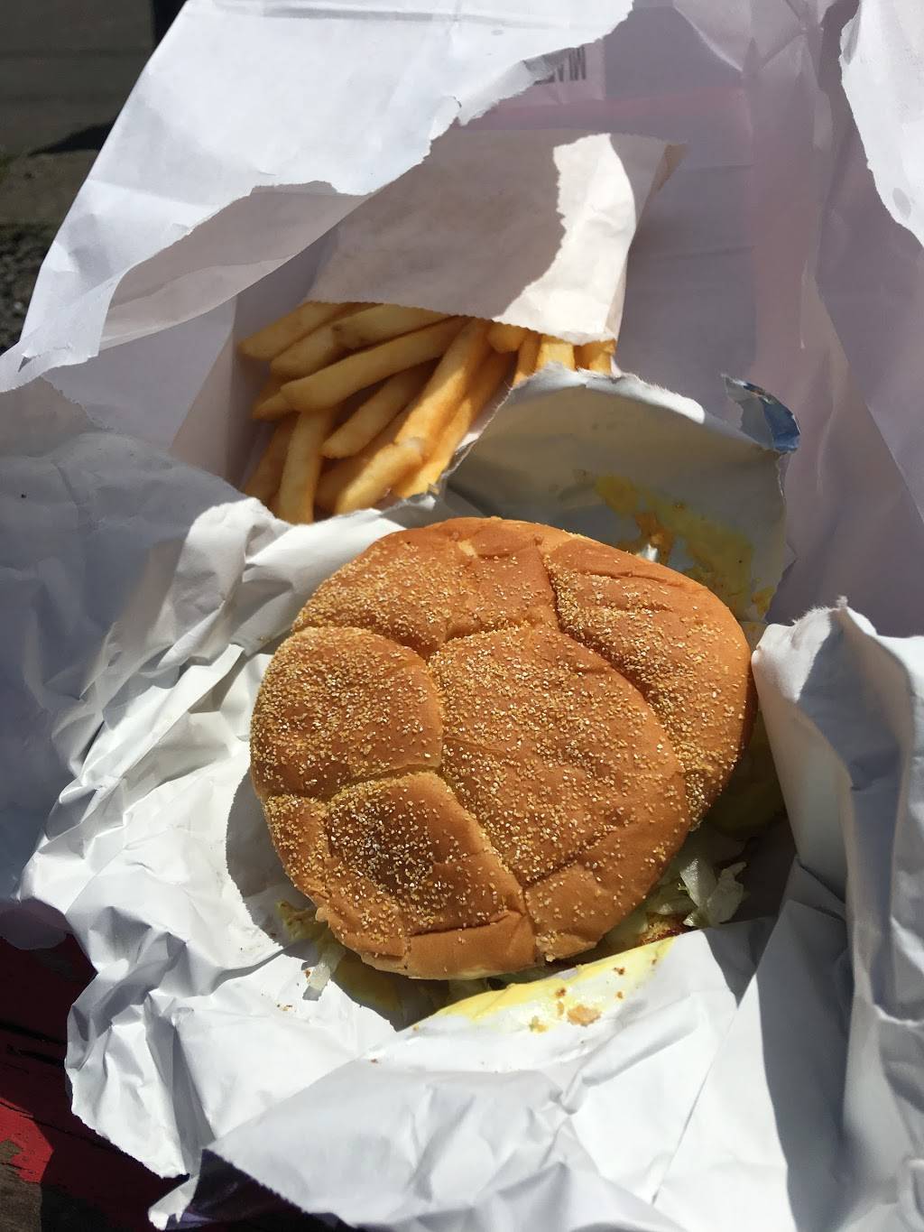 Big Bubbas Burgers | restaurant | 18471 WA-3, Allyn, WA 98524, USA | 3602756000 OR +1 360-275-6000