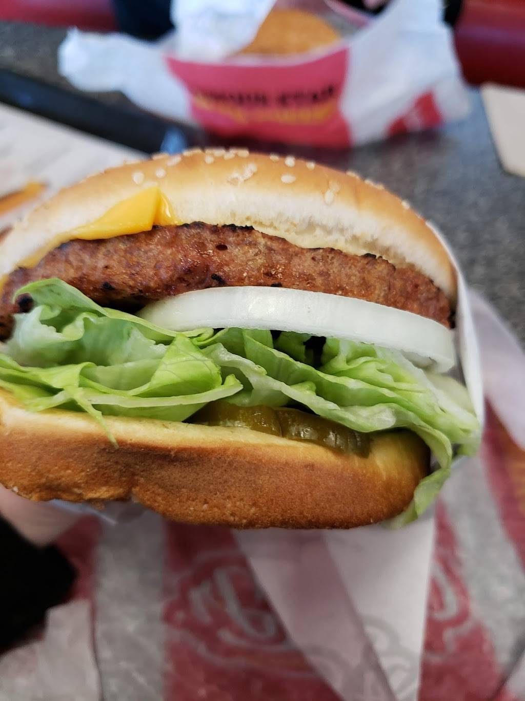 Carls Jr. | restaurant | 27606 Newhall Ranch Rd, Santa Clarita, CA 91355, USA | 6612573114 OR +1 661-257-3114