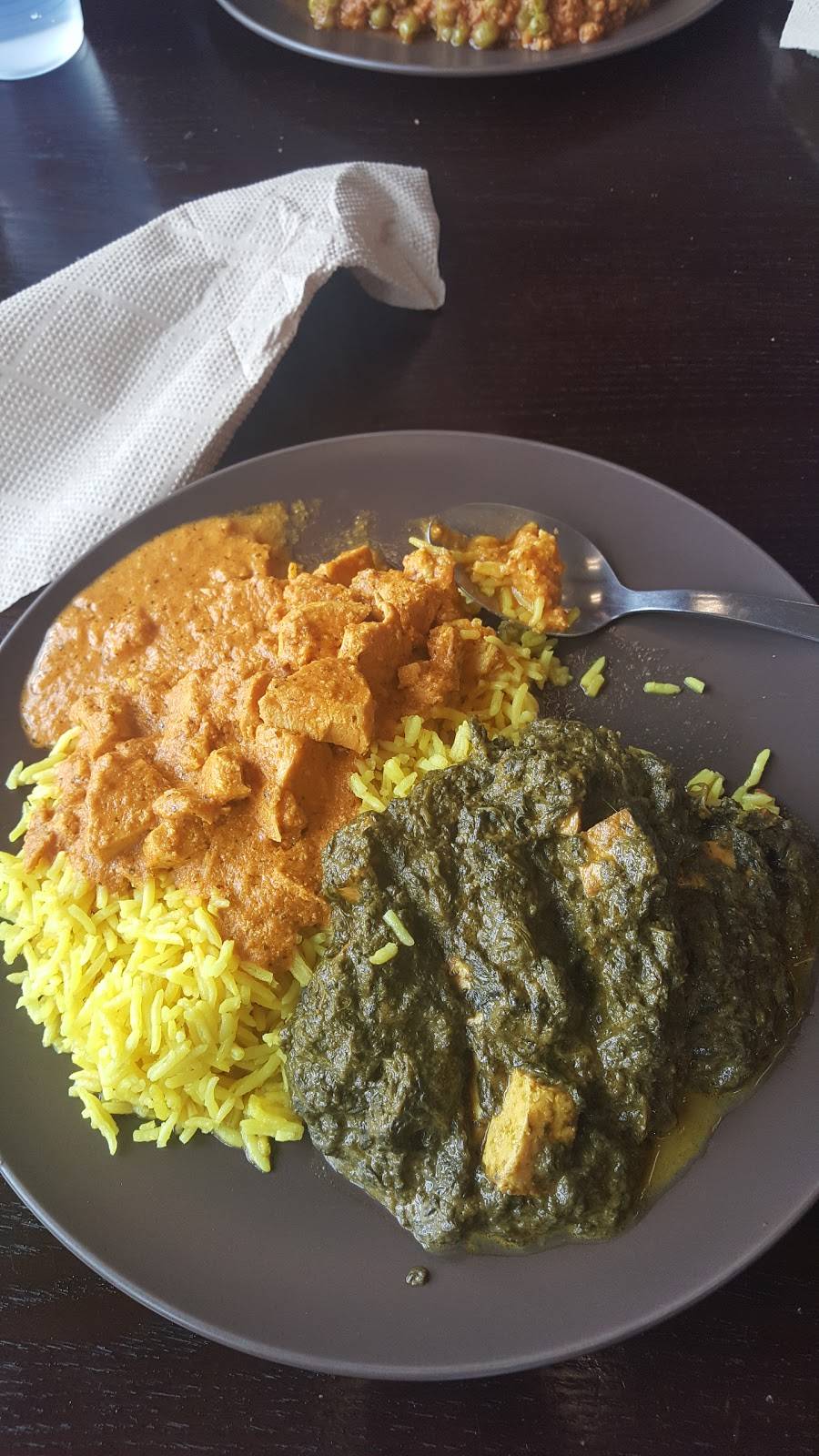 Gogis Cafe | restaurant | 230 Salem St, Chico, CA 95928, USA | 5308913570 OR +1 530-891-3570