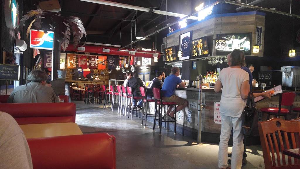 Lone Star Grill | restaurant | 3435 TX-146, Bacliff, TX 77518, USA | 8328643788 OR +1 832-864-3788