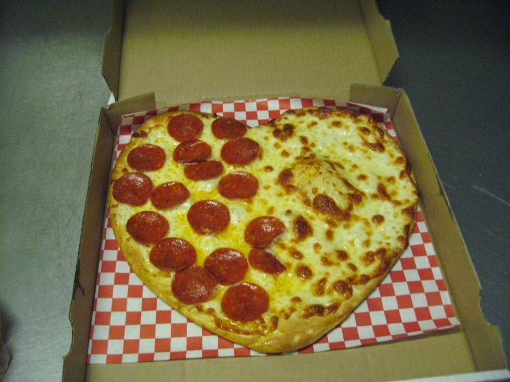 Papas Pizza | restaurant | 4388 Moraga Ave, San Diego, CA 92117, USA | 8584839191 OR +1 858-483-9191