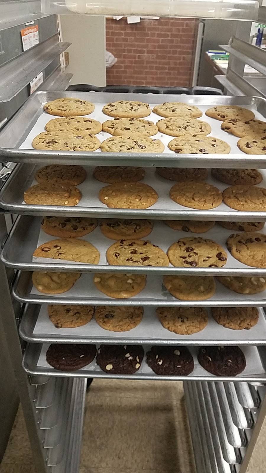 Subway | restaurant | 923 Dunbar Ave, Dunbar, WV 25064, USA | 3047681339 OR +1 304-768-1339