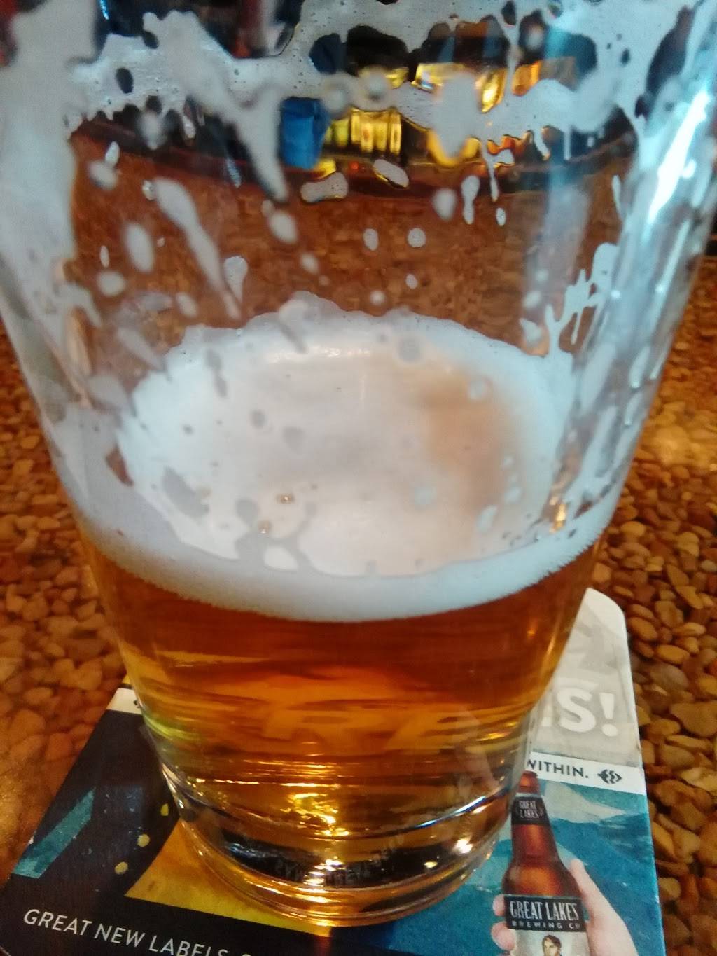 Hollywood Gardens Bar | restaurant | 169 Pinney St, Rochester, PA 15074, USA | 7247282227 OR +1 724-728-2227