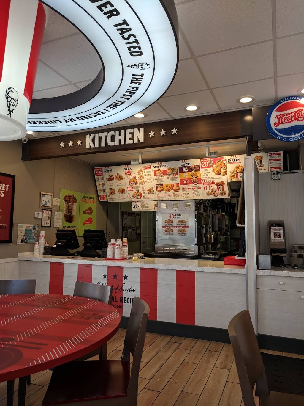 KFC | restaurant | 5697 Calle Real, Goleta, CA 93117, USA | 8059670702 OR +1 805-967-0702