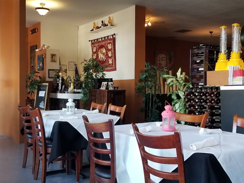 Talay Thai Restaurant | restaurant | 70065 CA-111 #1, Rancho Mirage, CA 92270, USA | 7608329588 OR +1 760-832-9588
