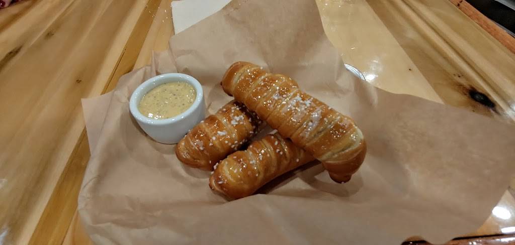 Nantahala Brewing - Sylva, NC Outpost | restaurant | 5 Grindstaff Cove Rd, Sylva, NC 28779, USA | 8284882337 OR +1 828-488-2337