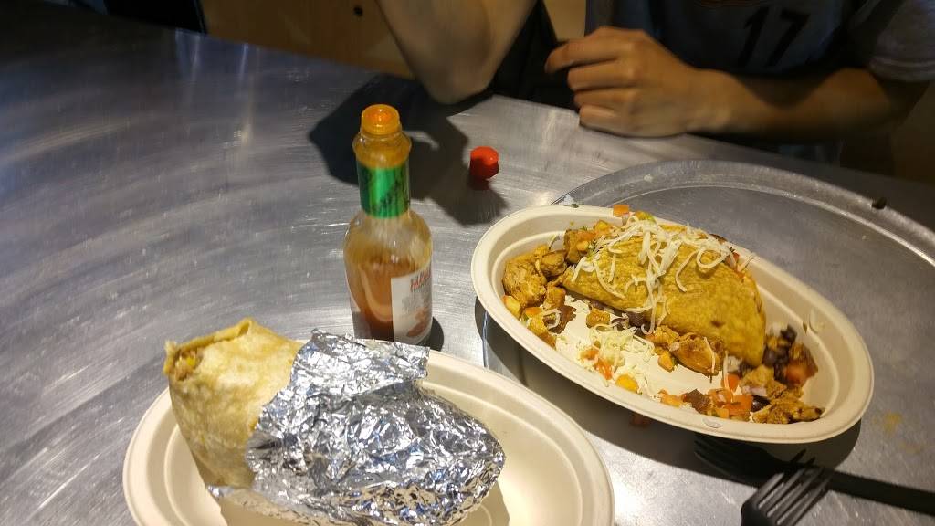 Chipotle Mexican Grill | restaurant | 14776 Biscayne Blvd, North Miami, FL 33181, USA | 3059472779 OR +1 305-947-2779