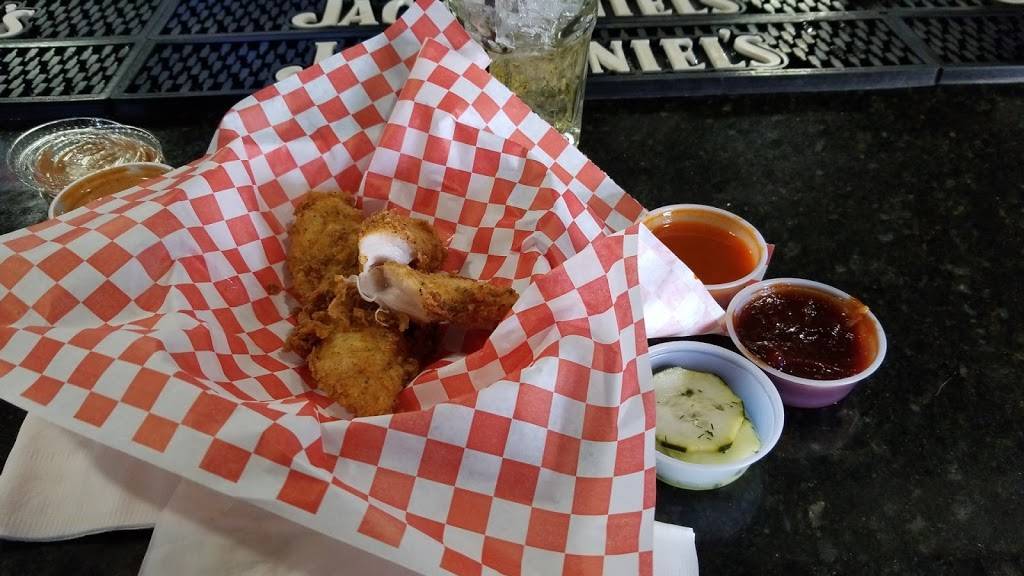 Cluck Chicken at The Dive Inn | restaurant | 1380 S Broadway, Denver, CO 80210, USA | 7203793131 OR +1 720-379-3131