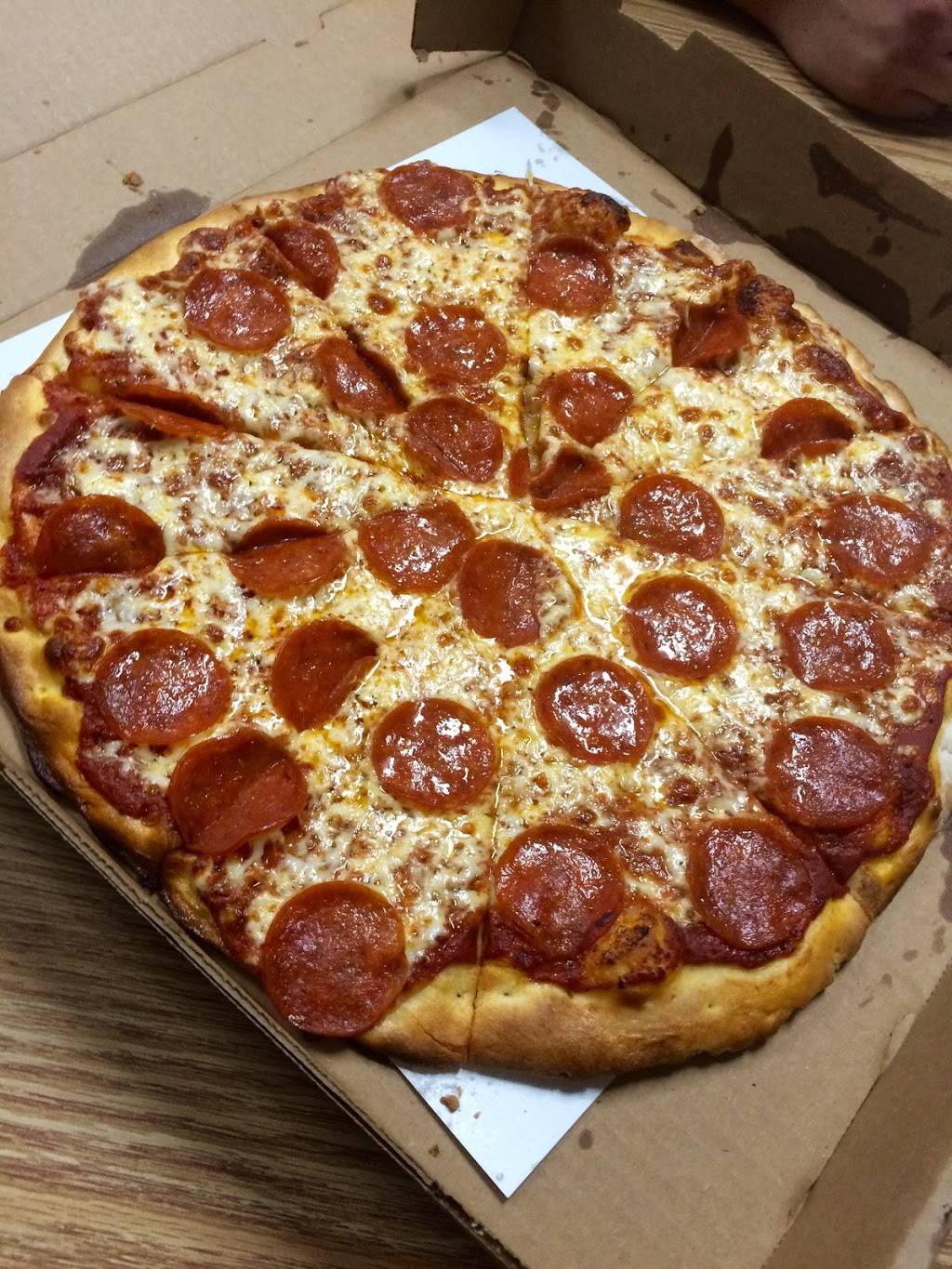 Pizza King | restaurant | 600 S Mission St, Mt Pleasant, MI 48858, USA | 9897729435 OR +1 989-772-9435