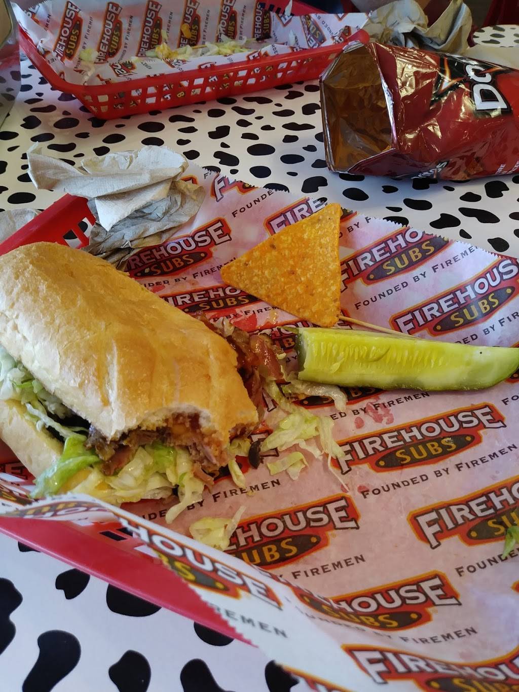 Firehouse Subs | meal delivery | 3810 Commercial St SE, Salem, OR 97302, USA | 9717192941 OR +1 971-719-2941