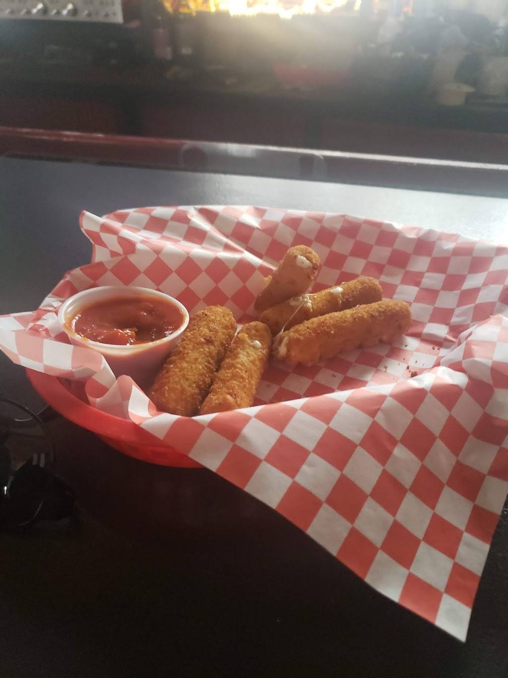 Diamond Station | restaurant | 2280 Bardstown Rd, Louisville, KY 40205, USA | 5023849283 OR +1 502-384-9283