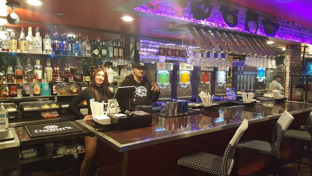 Wild N Out Bar | restaurant | 1144 Ocean Dr, Miami Beach, FL 33139, USA | 3055353500 OR +1 305-535-3500