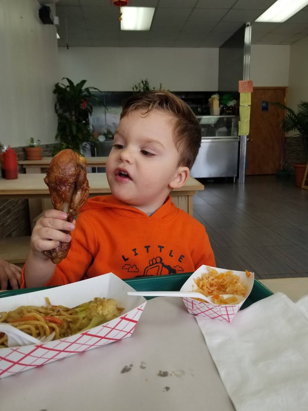 A - Pous Taste | restaurant | 965 Grand St, Brooklyn, NY 11211, USA | 7183883038 OR +1 718-388-3038