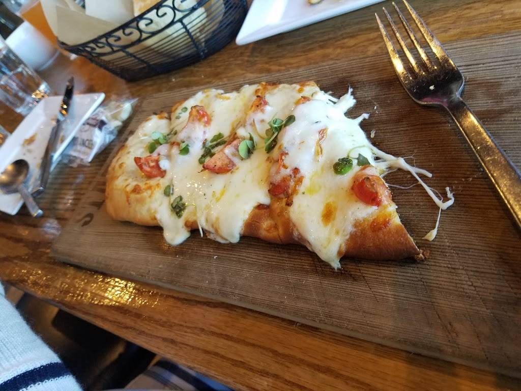 Station Eight | restaurant | 1899 Ocean St, Marshfield, MA 02050, USA | 7818376637 OR +1 781-837-6637