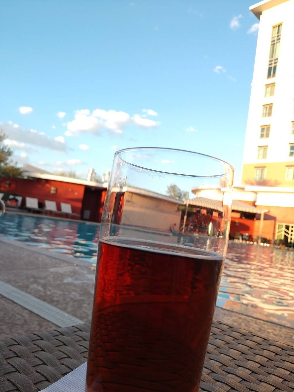 Rays Bar / Soleil Restaurant | restaurant | 9495w W Coyotes Blvd, Glendale, AZ 85305, USA | 6239373700 OR +1 623-937-3700