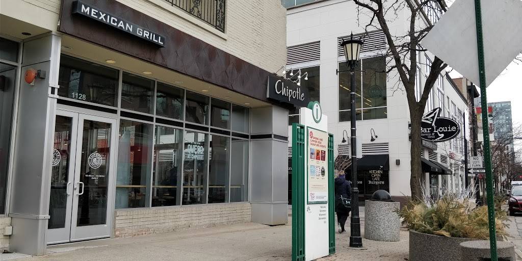 Chipotle Mexican Grill | restaurant | 1128 Lake St Frnt A, Oak Park, IL 60301, USA | 7085248211 OR +1 708-524-8211