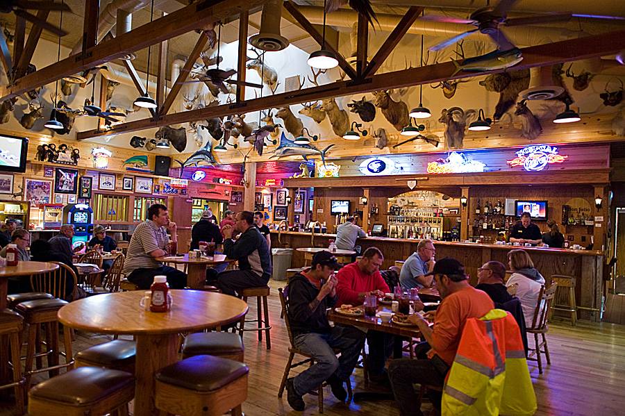 Granzellas Restaurant | restaurant | 451 6th St, Williams, CA 95987, USA | 5304735583 OR +1 530-473-5583