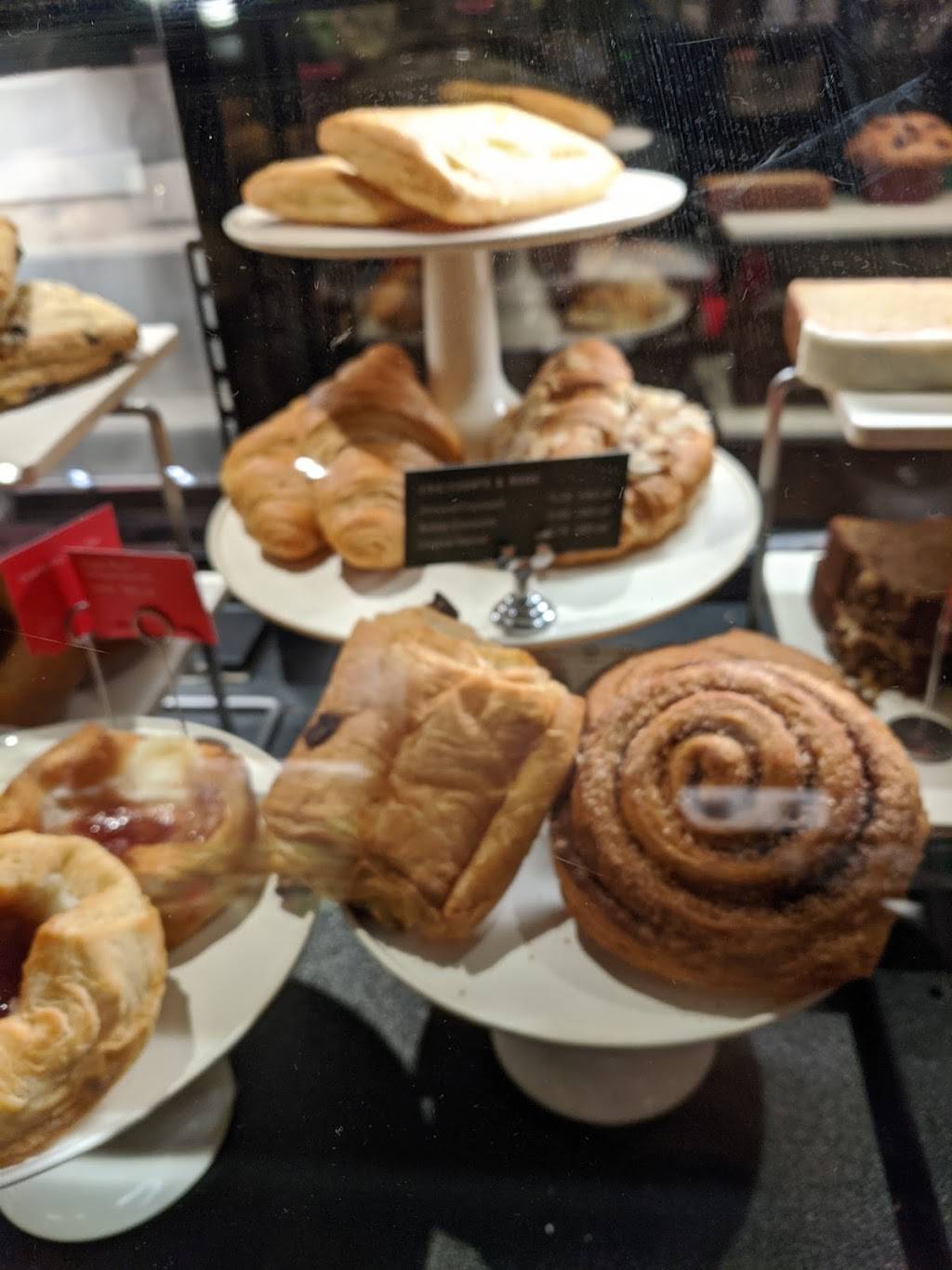 Starbucks | cafe | 1169 Nimmo Pkwy STE 250, Virginia Beach, VA 23456, USA | 7574279558 OR +1 757-427-9558